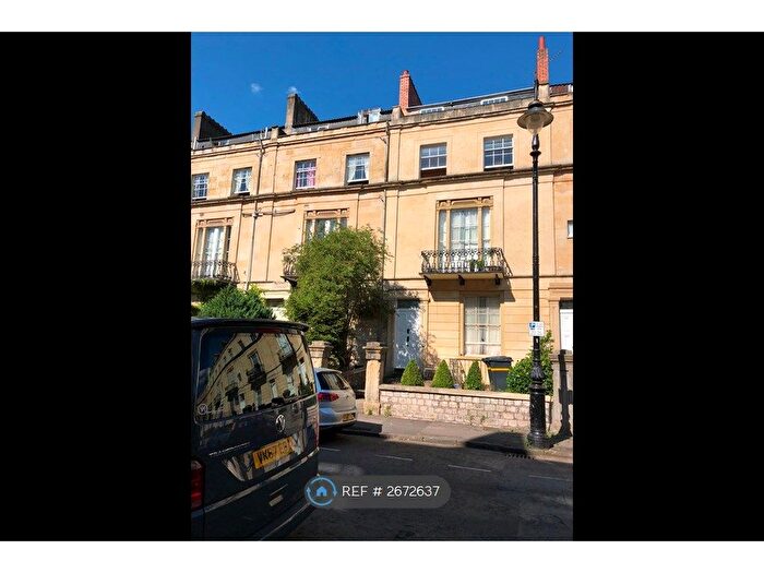 4 Bedroom Maisonette To Rent In Westbourne Place, Bristol, BS8