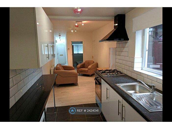 1 Bedroom Flat To Rent In Denman Street, Nottingham, NG7