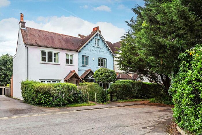 5 Bedroom Terraced House To Rent In Hoskins Road, Oxted, Surrey, RH8