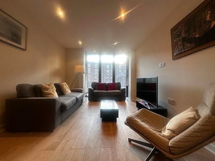 2 Bedroom Flat To Rent In Bridport Street, Liverpool, L3