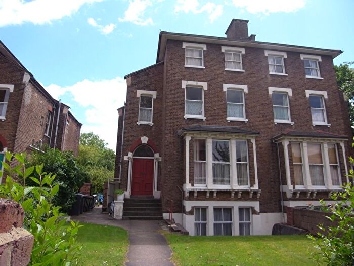 1 Bedroom Studio To Rent In Christ Church Road, Surbiton, KT5