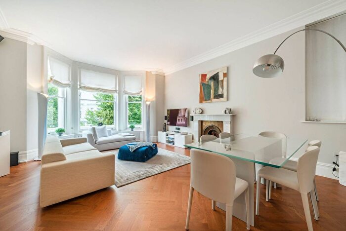 2 Bedroom Flat To Rent In Holland Park, Holland Park, London, W11