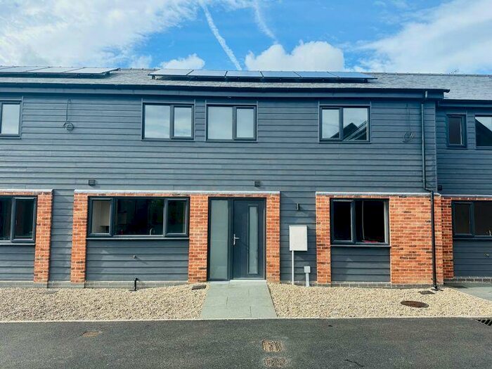 3 Bedroom Terraced House For Sale In Platinum Mews. Kington, HR5