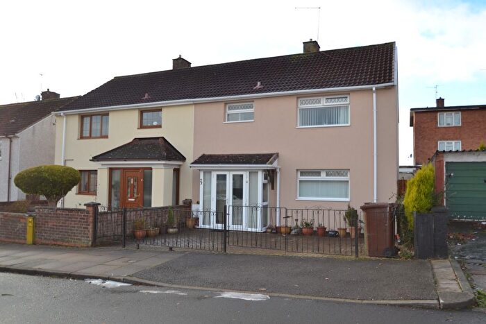 4 Bedroom Terraced House For Sale In Sedbergh Road, Corby, NN18