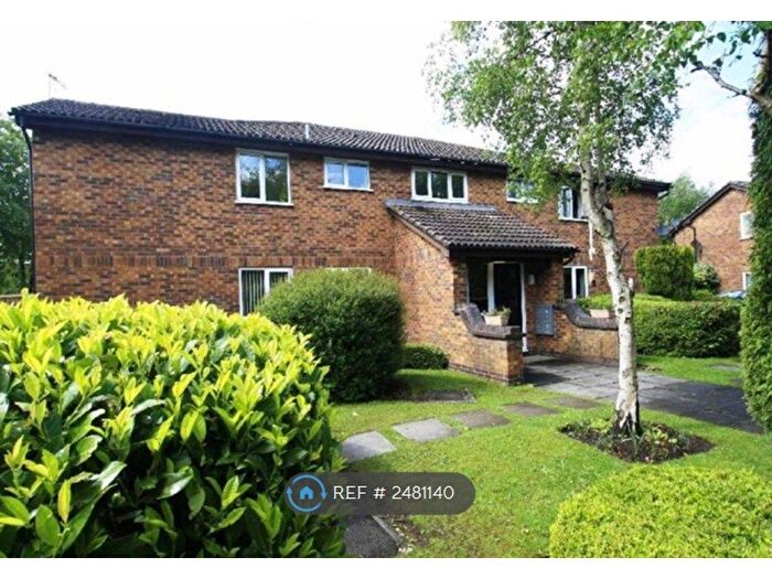 Studio To Rent In Brackenwood Mews, Wilmslow, SK9
