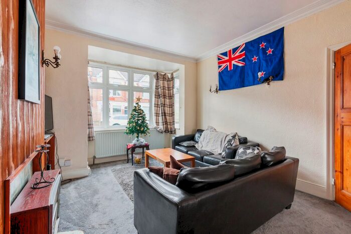 3 Bedroom Terraced House To Rent In Badminton Road, London, SW12
