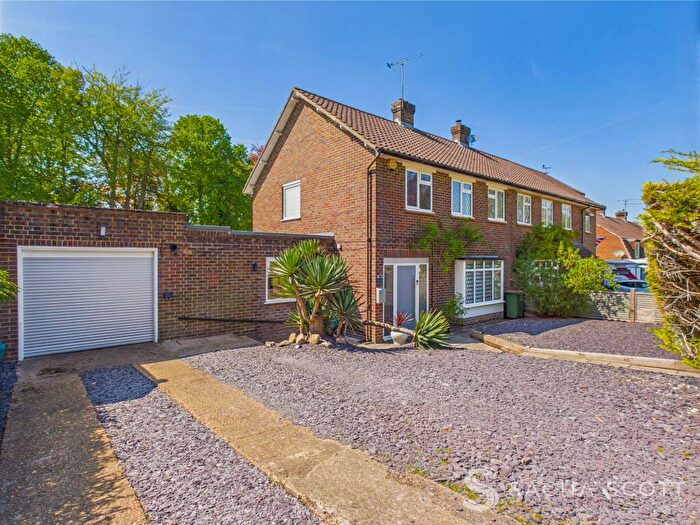 3 Bedroom Semi-Detached House For Sale In Yarm Court Road, Leatherhead, KT22