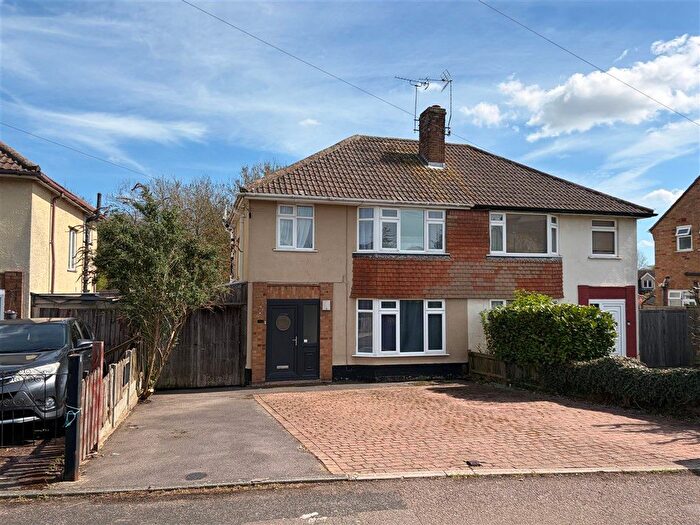 3 Bedroom Semi Detached House For Sale In Senacre Lane, Maidstone, Kent, ME15