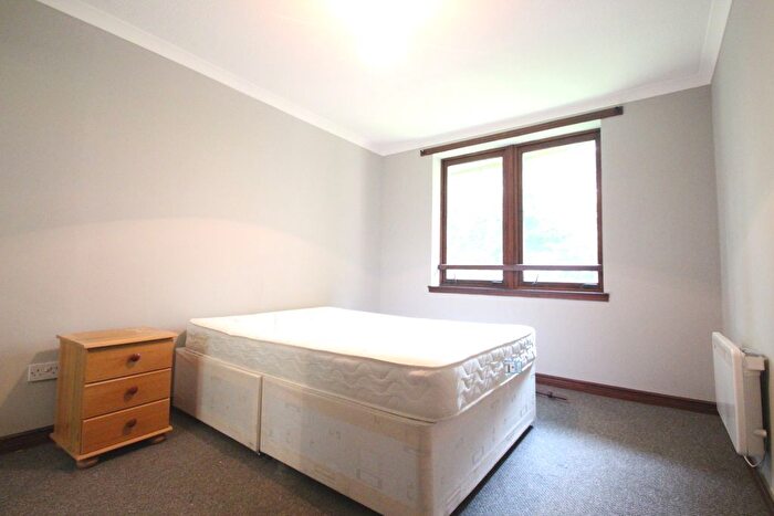 3 Bedroom Property To Rent In Plantation Park Gardens, Glasgow, G51