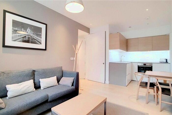 1 Bedroom Flat To Rent In Regent Street, Fitzrovia, London, W1B