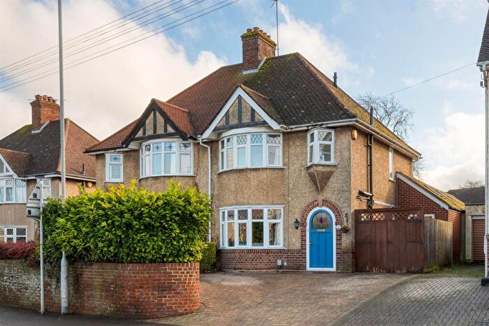 4 Bedroom Semi-Detached House For Sale In South Road, Baldock, SG7