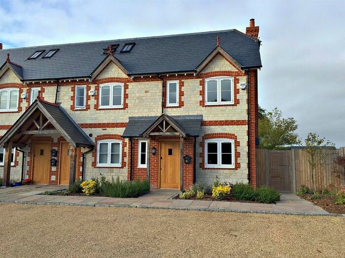 3 Bedroom End Of Terrace House To Rent In North Lane, Buriton, Hampshire, GU31