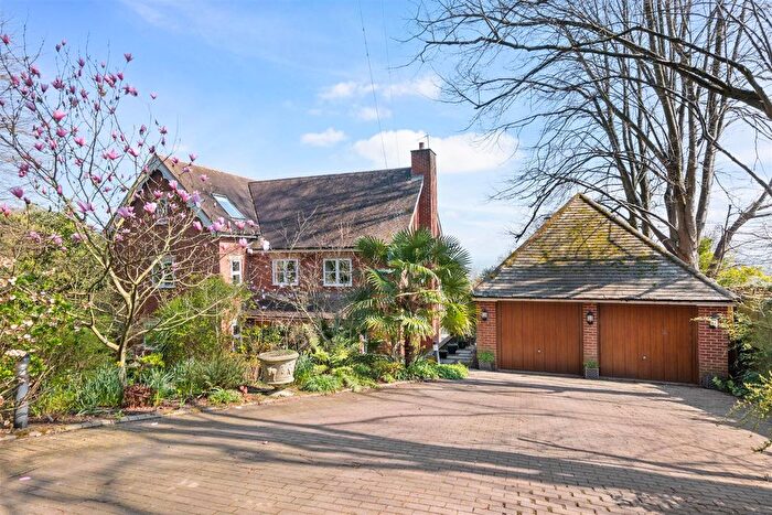 6 Bedroom Detached House For Sale In Wells Road, Malvern, WR14