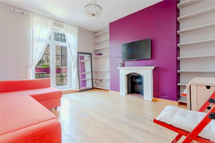 1 Bedroom Flat To Rent In Hilliard House, Prusom Street, E1W