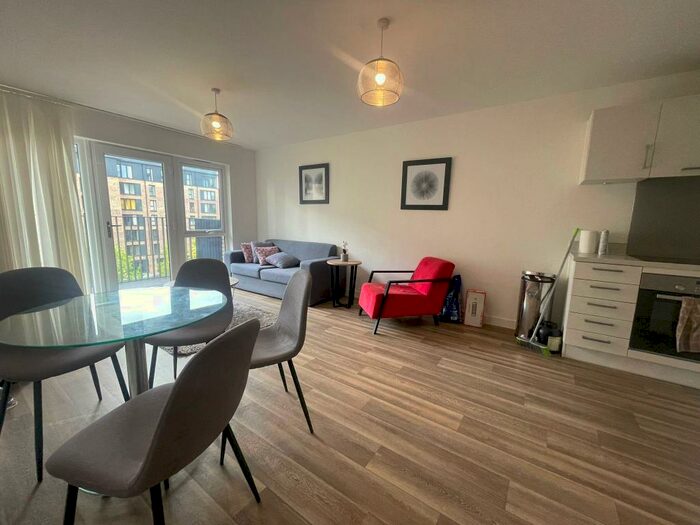 2 Bedroom Apartment To Rent In Rickman Drive, Birmingham, B15