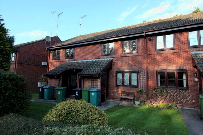 1 Bedroom Maisonette To Rent In The Pastures, Watford WD19