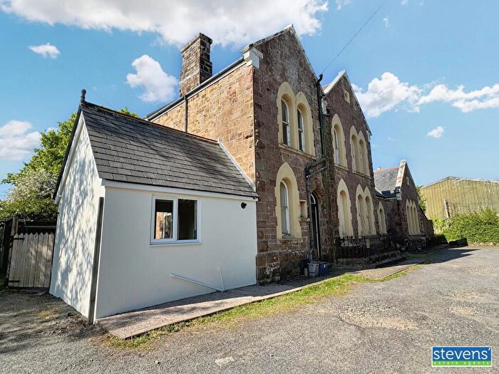 1 Bedroom Flat To Rent In Station House, North Tawton, Devon, EX20