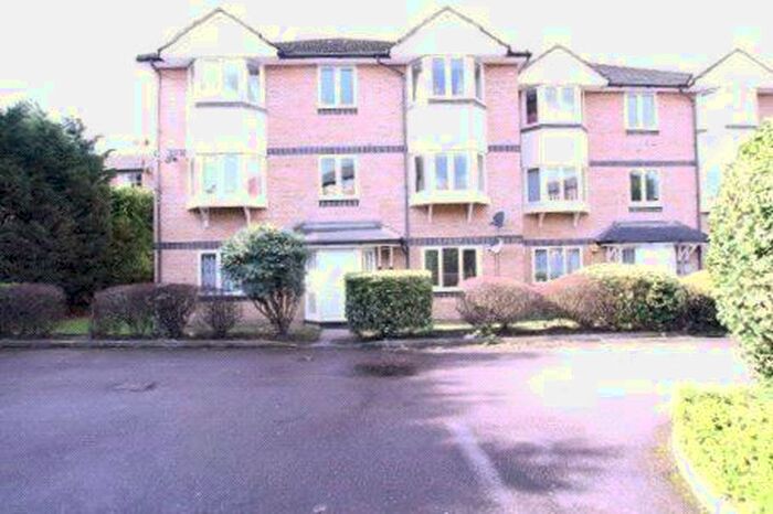 2 Bedroom Flat To Rent In Rossetti Road, London, SE16