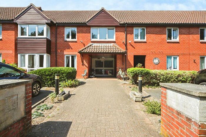 1 Bedroom Flat For Sale In Violet Hill Road, Stowmarket, IP14