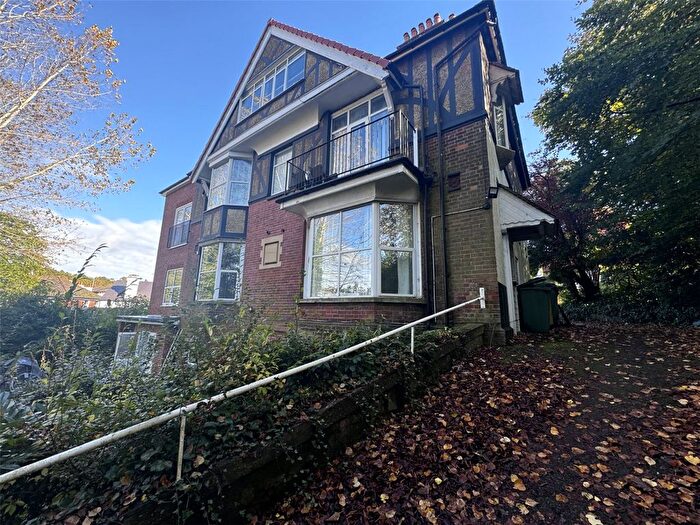 Studio To Rent In Frant Road, Tunbridge Wells, Kent, TN2