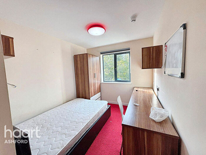 1 Bedroom Flat To Rent In Parham Road, Canterbury, CT1