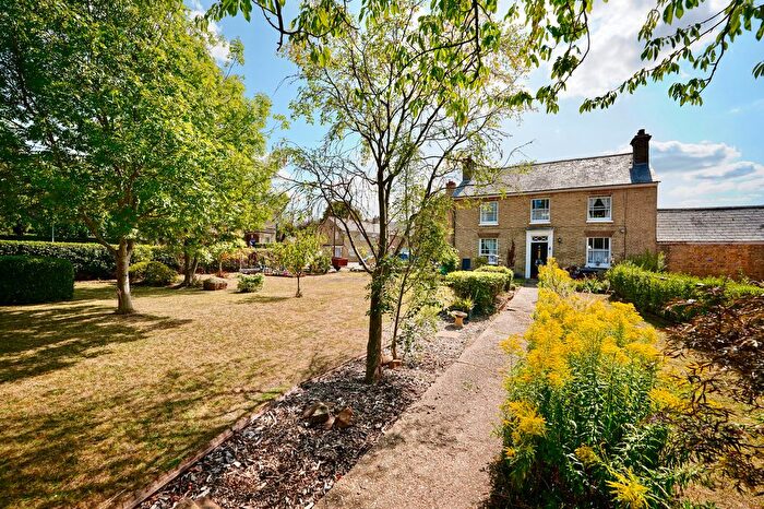 4 Bedroom Detached House For Sale In High Street, Warboys, Huntingdon, PE28