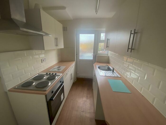 2 Bedroom Flat To Rent In Church Road, Sheldon, Birmingham, B26