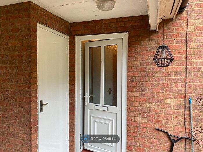 2 Bedroom Semi-Detached House To Rent In Ripon Court, Biggleswade, SG18