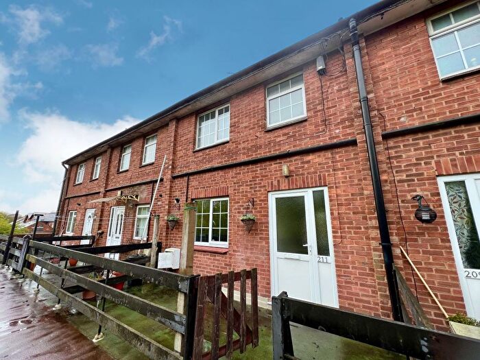 3 Bedroom Maisonette For Sale In New Road, Rubery, B45