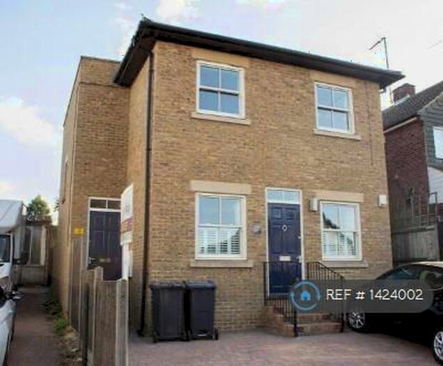 2 Bedroom Penthouse To Rent In Station Road, Sawbridgeworth, CM21