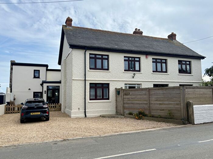5 Bedroom Detached House For Sale In Relubbus Lane, Penzance, TR20