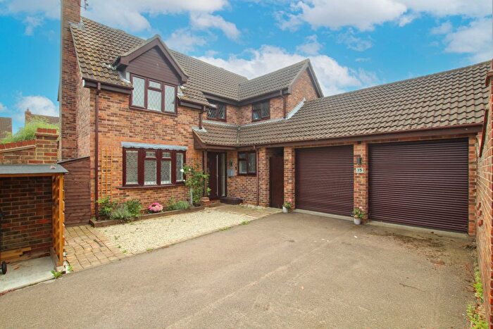 4 Bedroom Detached House For Sale In Great Saling, Wickford, SS11