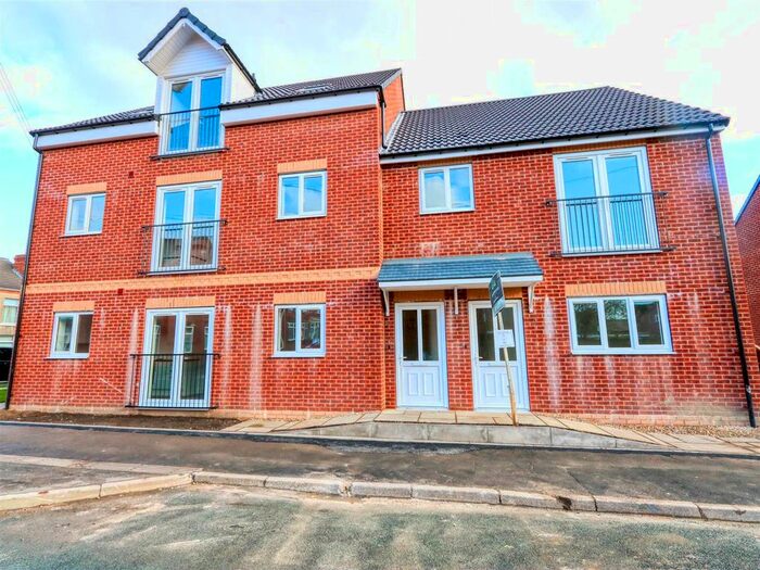 2 Bedroom Flat To Rent In Trinity Place, Kenning Street, Clay Cross, Chesterfield, Derbyshire, S45