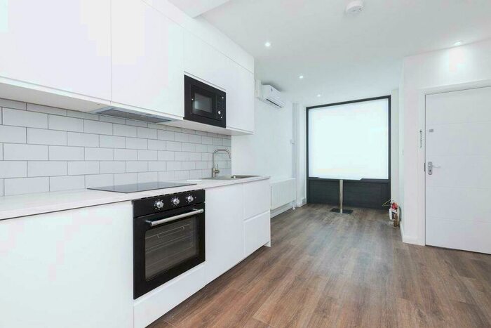 1 Bedroom Flat To Rent In Eversholt Street, Euston, NW1