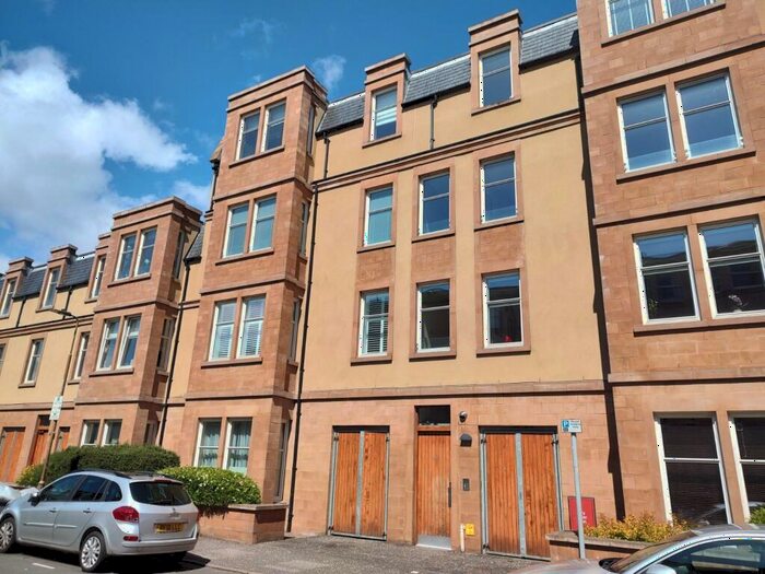 3 Bedroom Flat To Rent In Millar Crescent, Morningside, Edinburgh, EH10