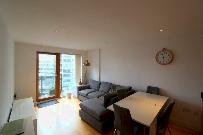 2 Bedroom Apartment To Rent In Clarence House, Leeds Dock., LS10