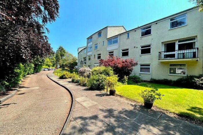 2 Bedroom Flat To Rent In Northumberland Court, Leamington Spa, CV32