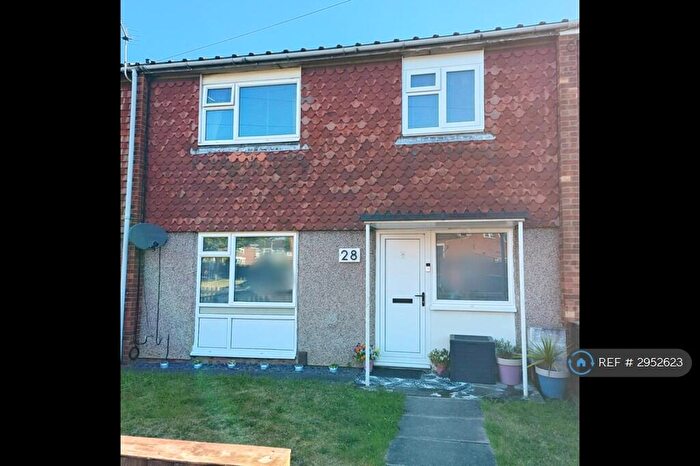 3 Bedroom Terraced House To Rent In Winceby Avenue, Grimsby, DN31