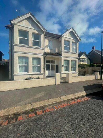 1 Bedroom Flat To Rent In Annandale Avenue, Bognor Regis, PO21