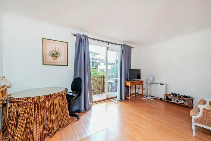 Studio To Rent In Brompton Park Crescent, London, SW6