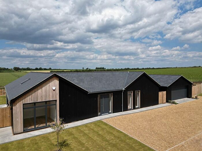 4 Bedroom Detached Bungalow For Sale In Hingham Road, Great Ellingham, Attleborough, NR17