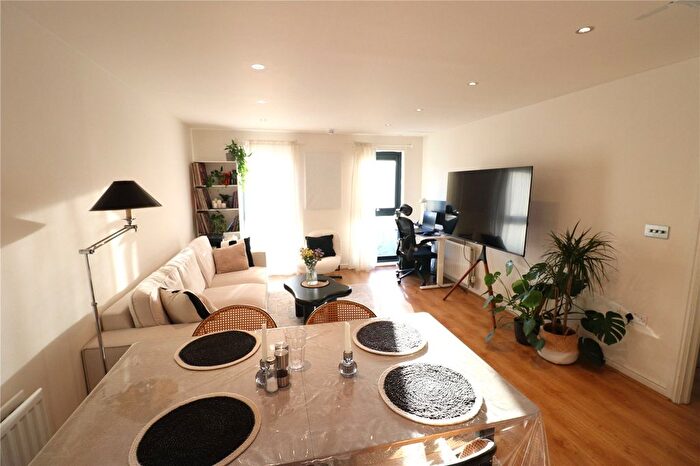 1 Bedroom Flat To Rent In Warneford Court, London, NW9