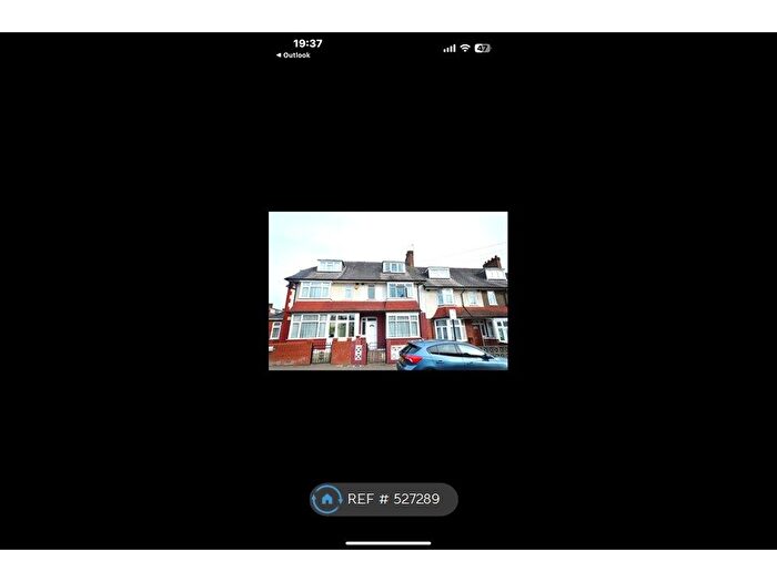 4 Bedroom Terraced House To Rent In Fishponds Road, London, SW17