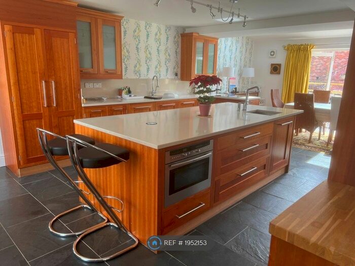 4 Bedroom Semi-Detached House To Rent In Cheadle Lane, Knutsford, WA16