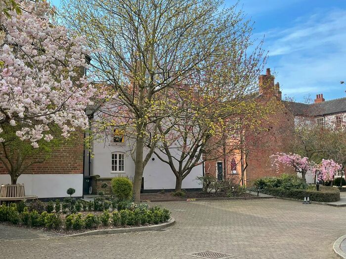 2 Bedroom Duplex To Rent In Horninglow Street, Burton-On-Trent, DE14