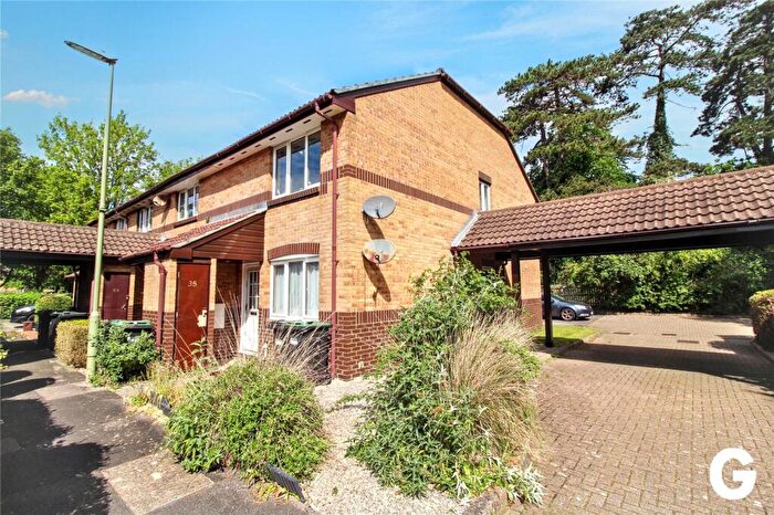 1 Bedroom Apartment For Sale In Euston Grove, Ringwood, Hampshire, BH24