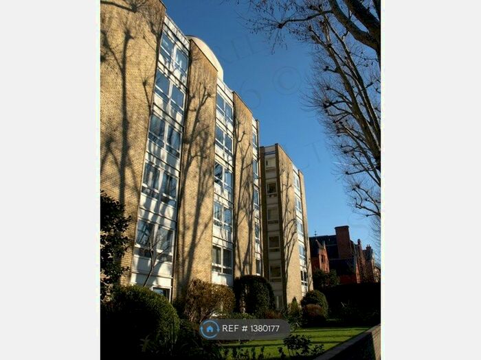 3 Bedroom Flat To Rent In Farley Court, London, W14