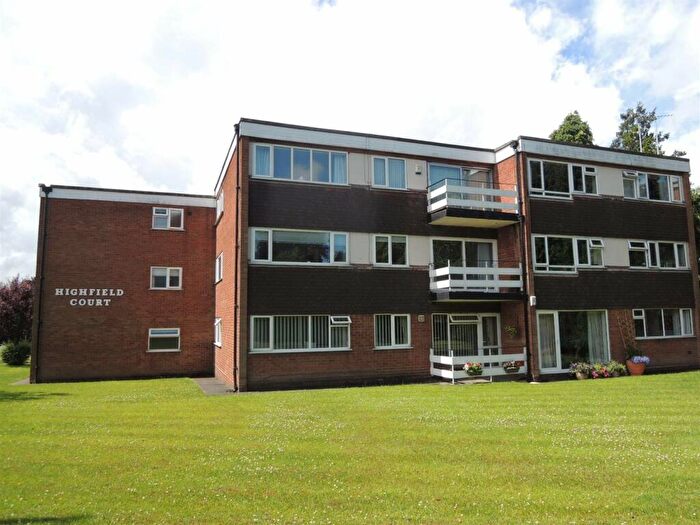 2 Bedroom Flat To Rent In Highfield Court, Station Road, Sutton Coldfield, West Midlands, B73