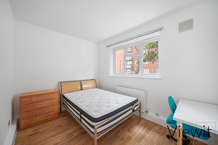2 Bedroom Flat To Rent In Basil House, Nine Elms, SW8