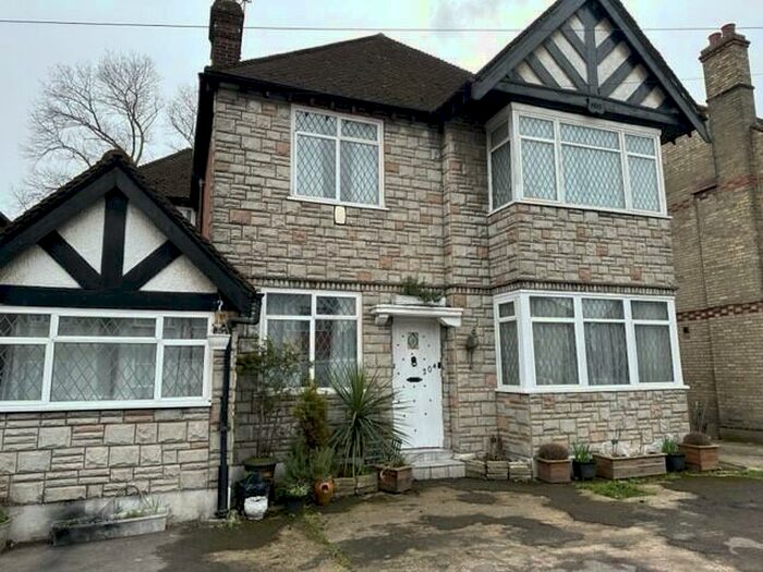 4 Bedroom House To Rent In Sinclair Road, London, E4
